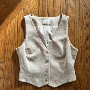 Aritizia Vest